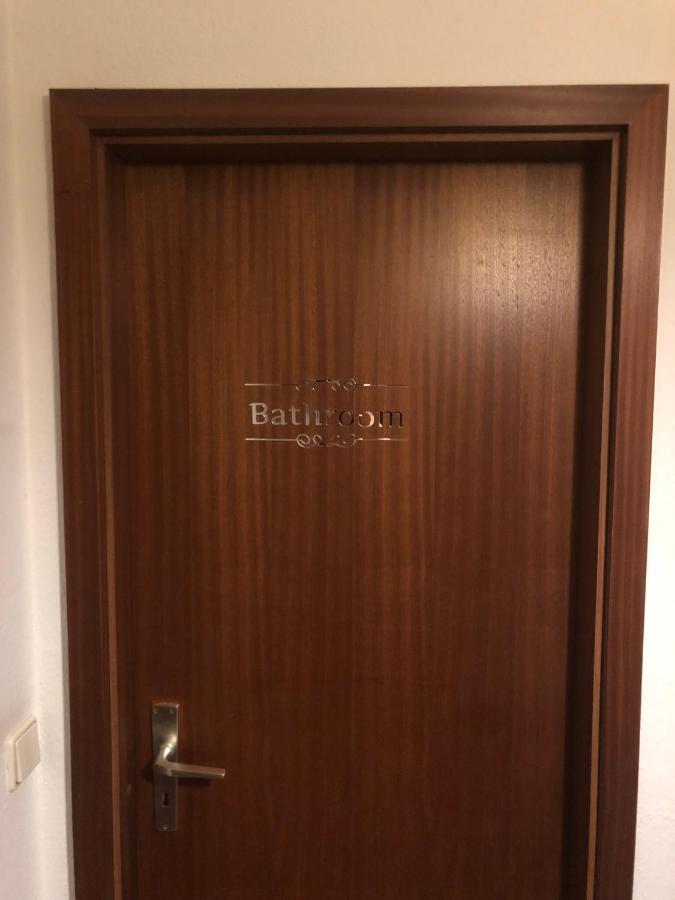 Dachgeschoss In Einem Reihenhaus Apartment Heidelberg Exterior foto